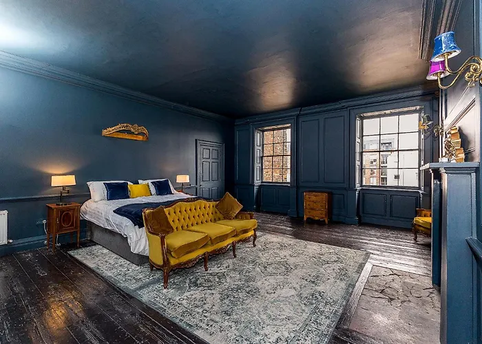 Leinster Apartment, 7 Henrietta Street, Centre * Dublin