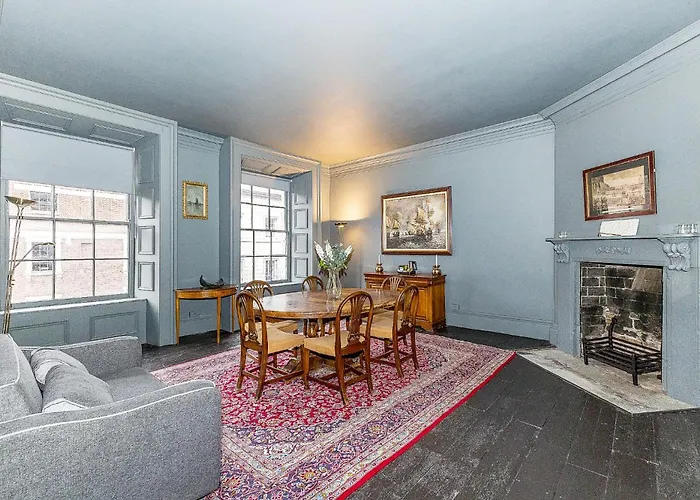 Leinster Apartment, 7 Henrietta Street, Centre Lejlighed