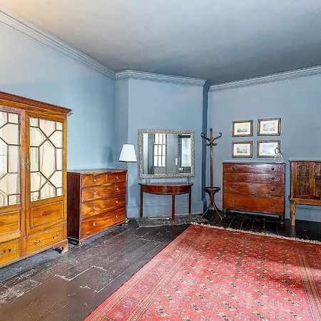 Leinster Apartment, 7 Henrietta Street, Centre * ダブリン
